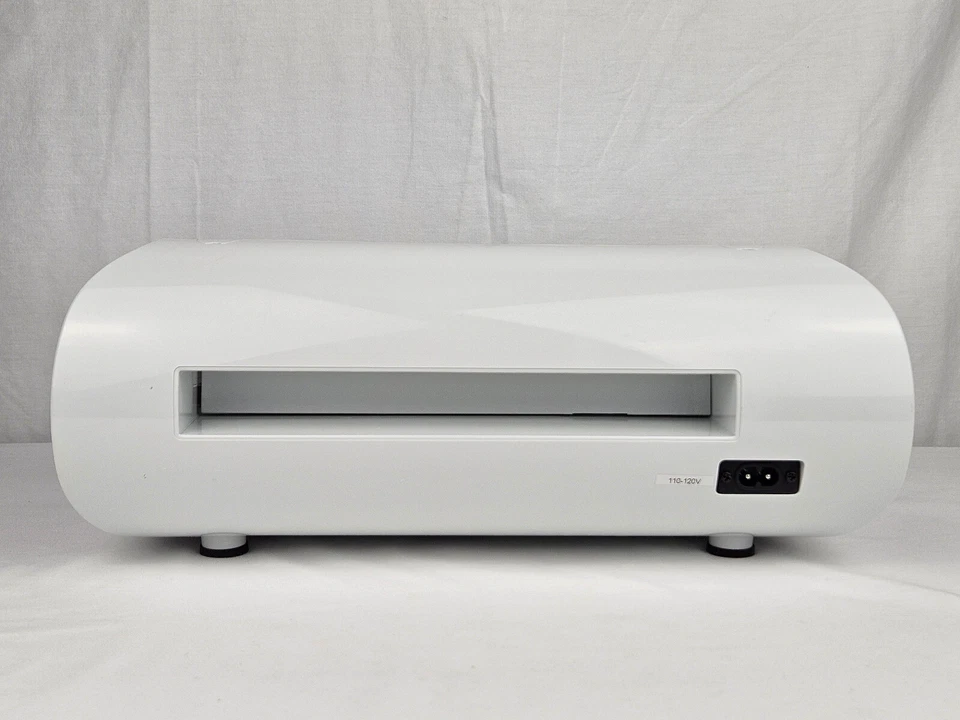 Gemini Crafter's Companion Die Cutter & Embosser Multi Media Machine w/DVD. - Image 3 of 4