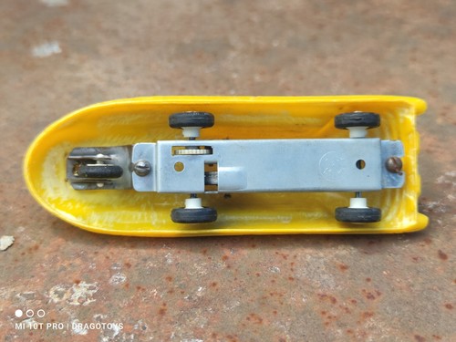 VINTAGE SPACE CAR TOY FUTURISTIC CONCEPT FRICTION POWERED MODEL RUBER TIRES - Picture 4 of 24