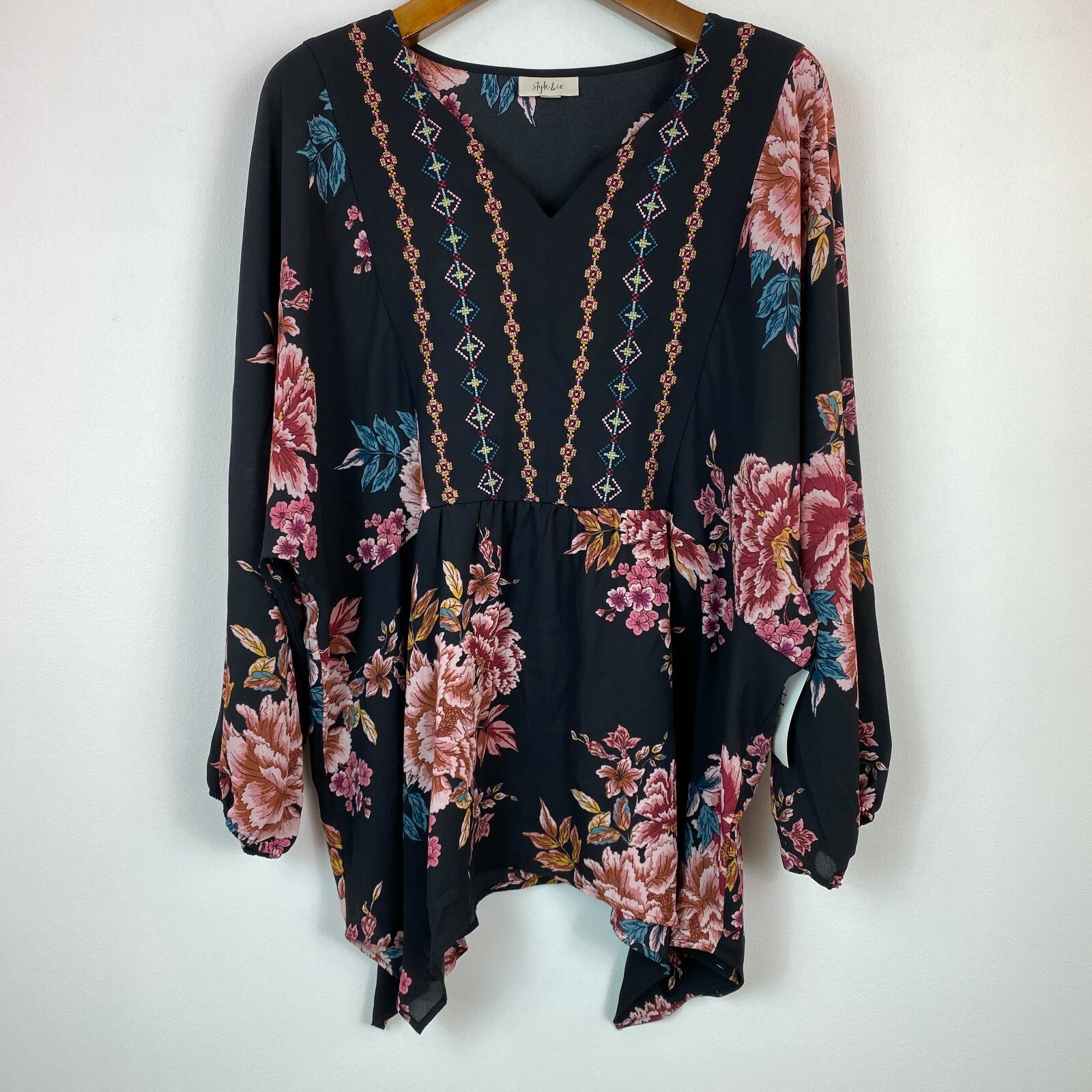 Style & Co Womens Plus 1X Festive Black Floral Print Split Neck Lurex Blouse NWT