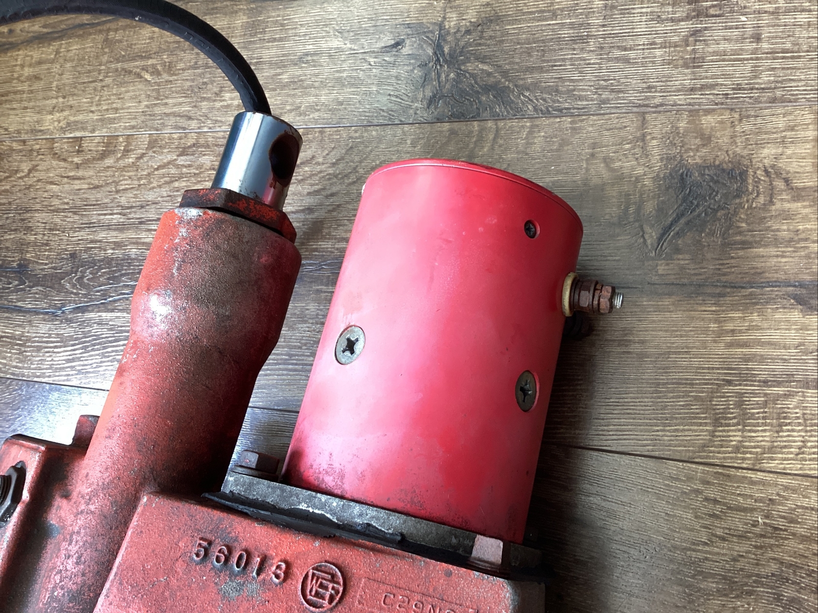 WESTERN ISARMATIC LIFT CONTROL MARK IIIA HYDRAULICS SNOW PLOW PUMP