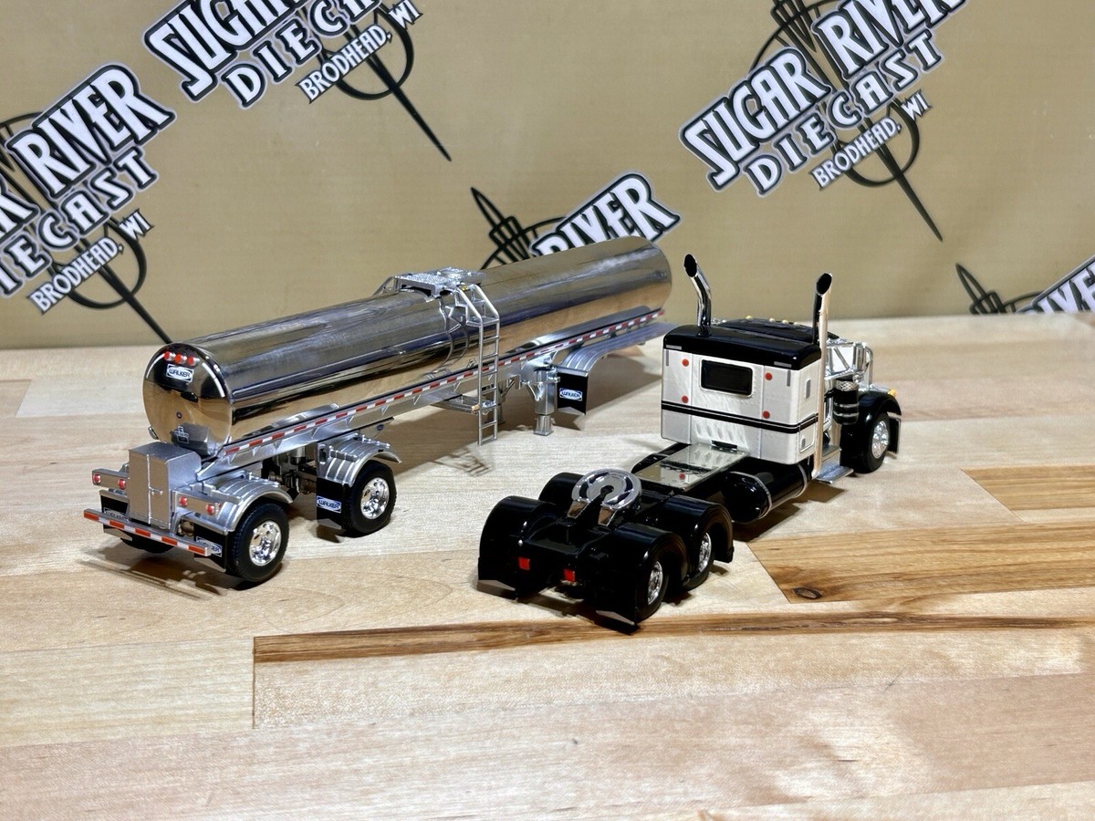 Dcp 1/64 Peterbilt 379 Flat Top Walker Milk Tanker Trailer