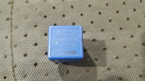 24432614 Relais, Arbeitsstrom V23134-K52-X402 Opel Astra DE232710-12