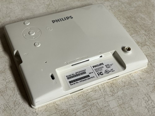 Philips Digital Photo Frame 5.6 Inch LCD 6FF3FPW - Picture 6 of 7