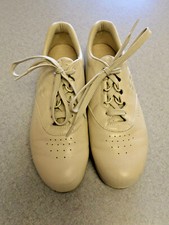 SAS beige leather oxfords, Women's 8.5 N made in USA
