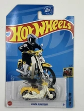 2023 Hot Wheels (Honda Super Cub -Yellow-)  HW Moto