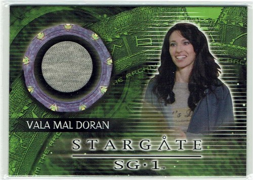 Stargate SG-1 Season 10 Costume Relic Card C44 Claudia Black as Vala Mal Doran