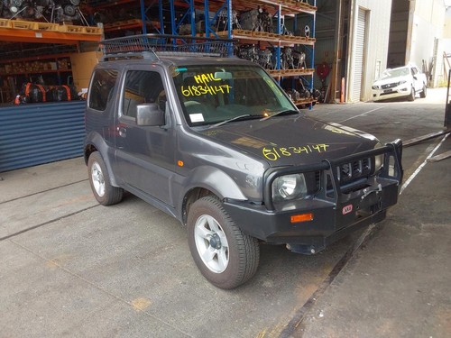 SUZUKI JIMNY LEFT FRONT DOOR SN413, 10/98-09/18 98 99 00 01 02 03 04 05 06 07 08 - Picture 3 of 6