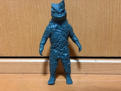 Ultraman Kaiju Keronia Gachapon Figure Live Autograph Ultraman Series 80s