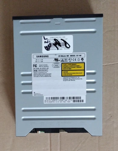 SAMSUNG CD Master SC-148  IDE Internal 48x CD Drive – Black *Read description*