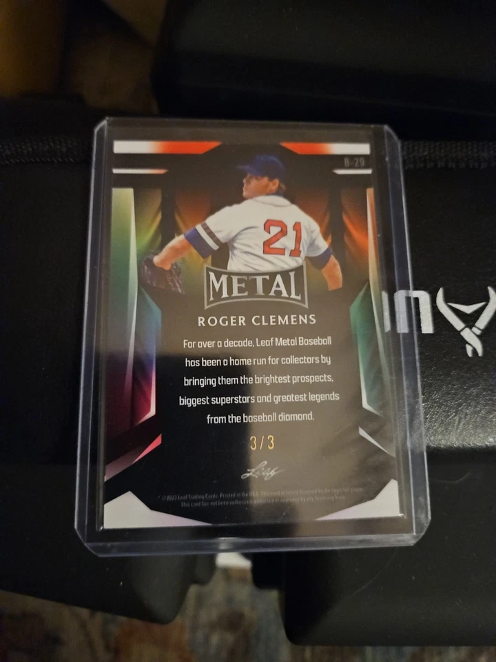Hoja de metal 2023 - Roger Clemens #B-29 oro súper prismático/1 Foto 2 de 2