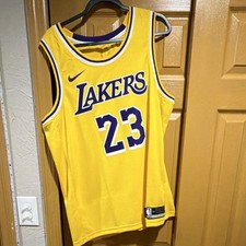 Nike Los Angeles Lakers LeBron James 23 Yellow NBA Jersey Men  s Size 52
