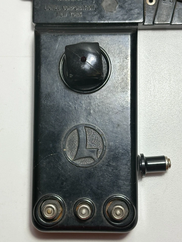 One (1) Lionel Remote Control No. 22 'O' Gauge Switch - combined shipping - Image 4 of 4