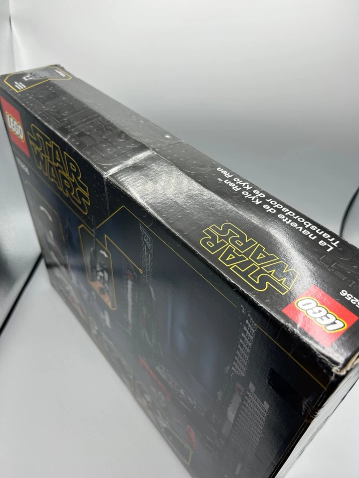 Lego Star Wars 75256 Kylo Ren's Shuttle NIB (Box Damage) - Image 4 of 4