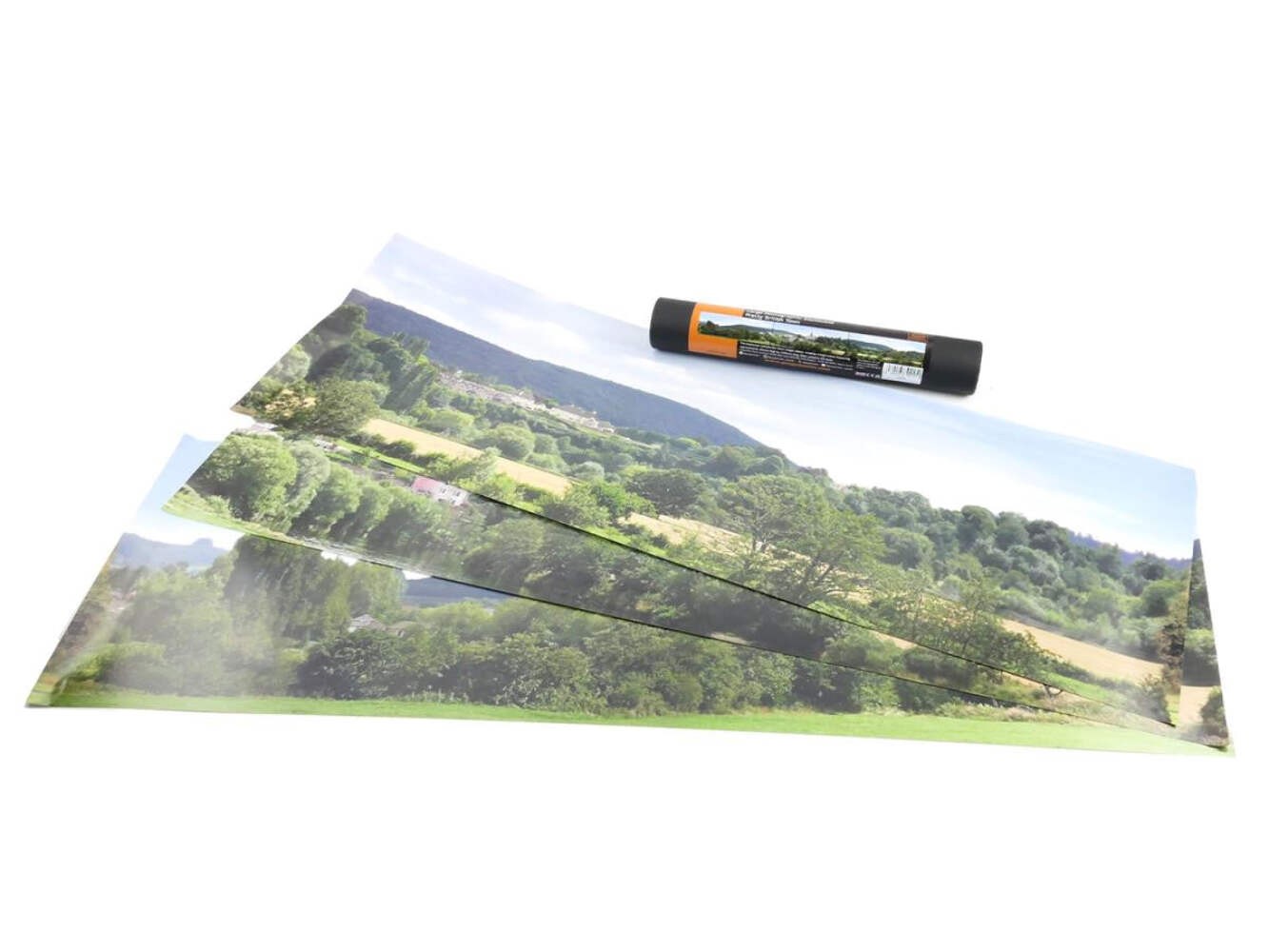 Gaugemaster GM708 OO Gauge British Town Large Photo Backscene (2744mmx304mm)