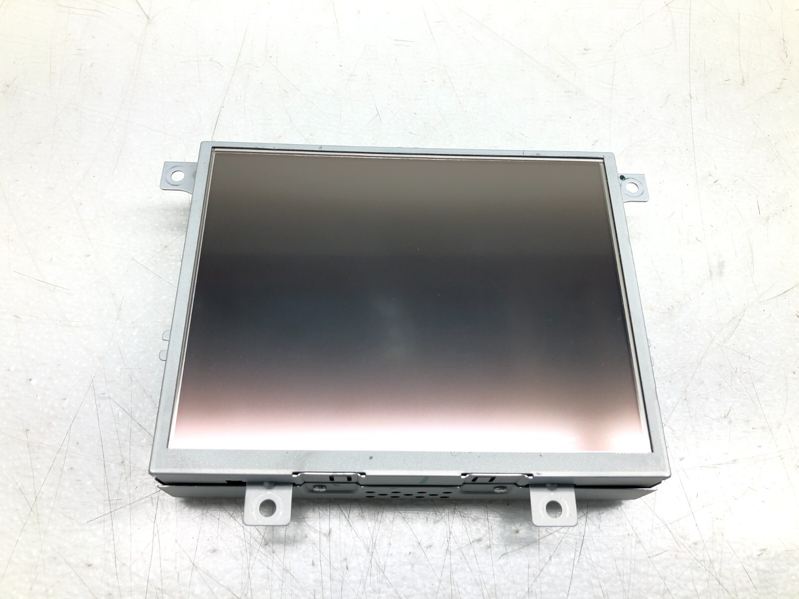 2014-2019 MASERATI GHIBLI SQ4 FRONT DASH DISPLAY SCREEN MEDIA HEAD UNIT OEM.