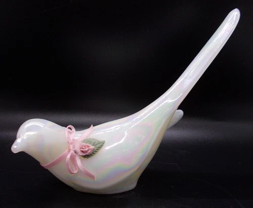 Fenton Pearly Sentiments White Carnival Happiness Bird with pink rose/ribbon