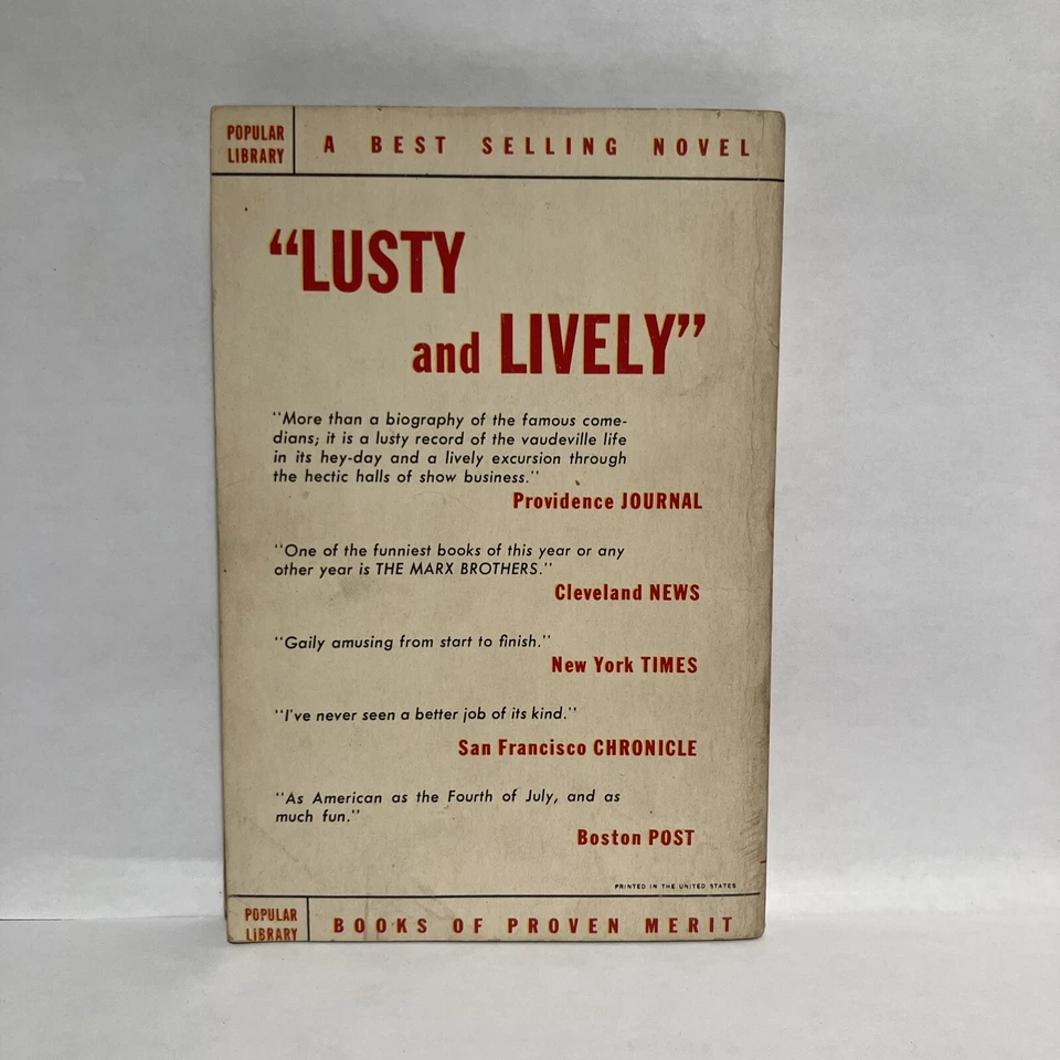 THE MARX BROTHERS (Popular Library #410, 1952) TPB Foto 2 de 2