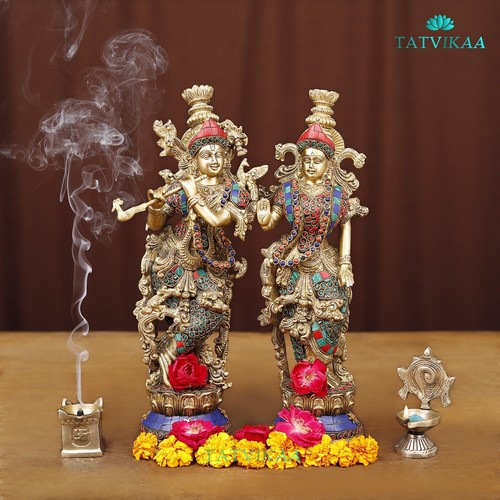 Messing Radha Krishna Statue. Lord Krishna Göttin Radha Statue mit Steinarbeit. - Bild 1 von 12