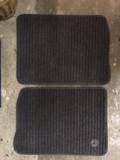 Original Mercedes Fußmatten hinten grau / schwarz W124 Original Mercedes Fußmatten hinten grau / schwarz W124