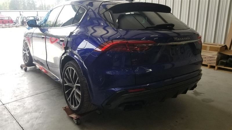 Maserati Grecale FRONT+RIGHT Door glass