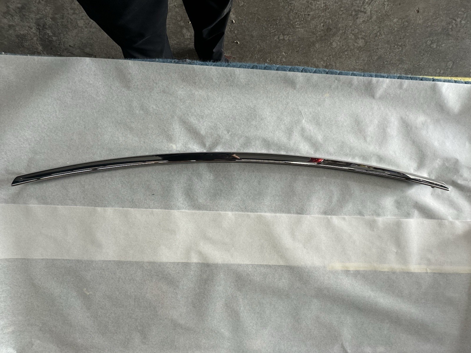 2015 Bentley Mulsanne Center Rear Bumper Molding Stainless Steel ,OEM