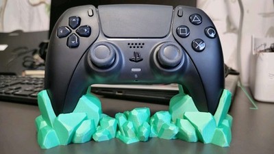 stand ps5 controller inspired by Kryptonite crystals 3D Printed Green