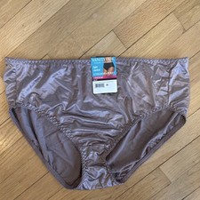 Vanity Fair Radiant Undershapers Hi-Cut Light Control Panties 4XL Quartz