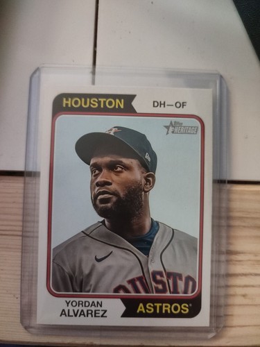 2023 Topps Heritage Black and White Image Variations #304 Yordan Alvarez - Picture 1 of 2