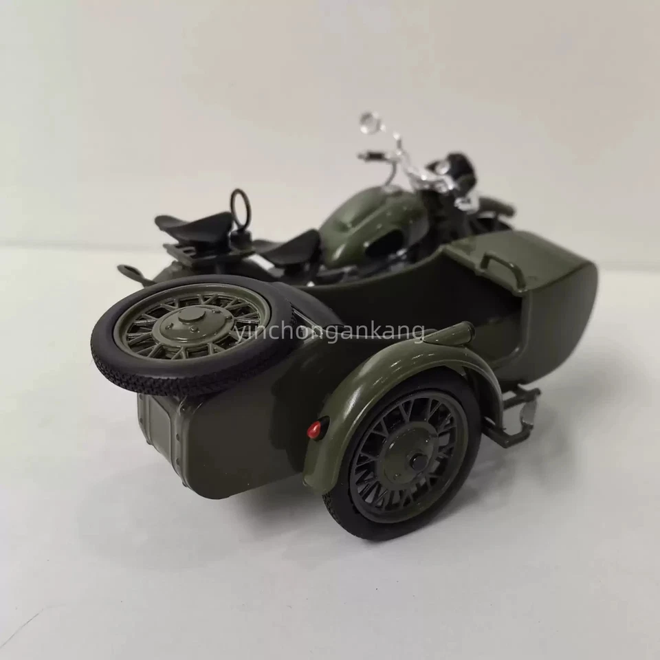 IXO 1:24 IMZ M72 URAL 3N Tricycle Plastic Model - Image 4 of 4
