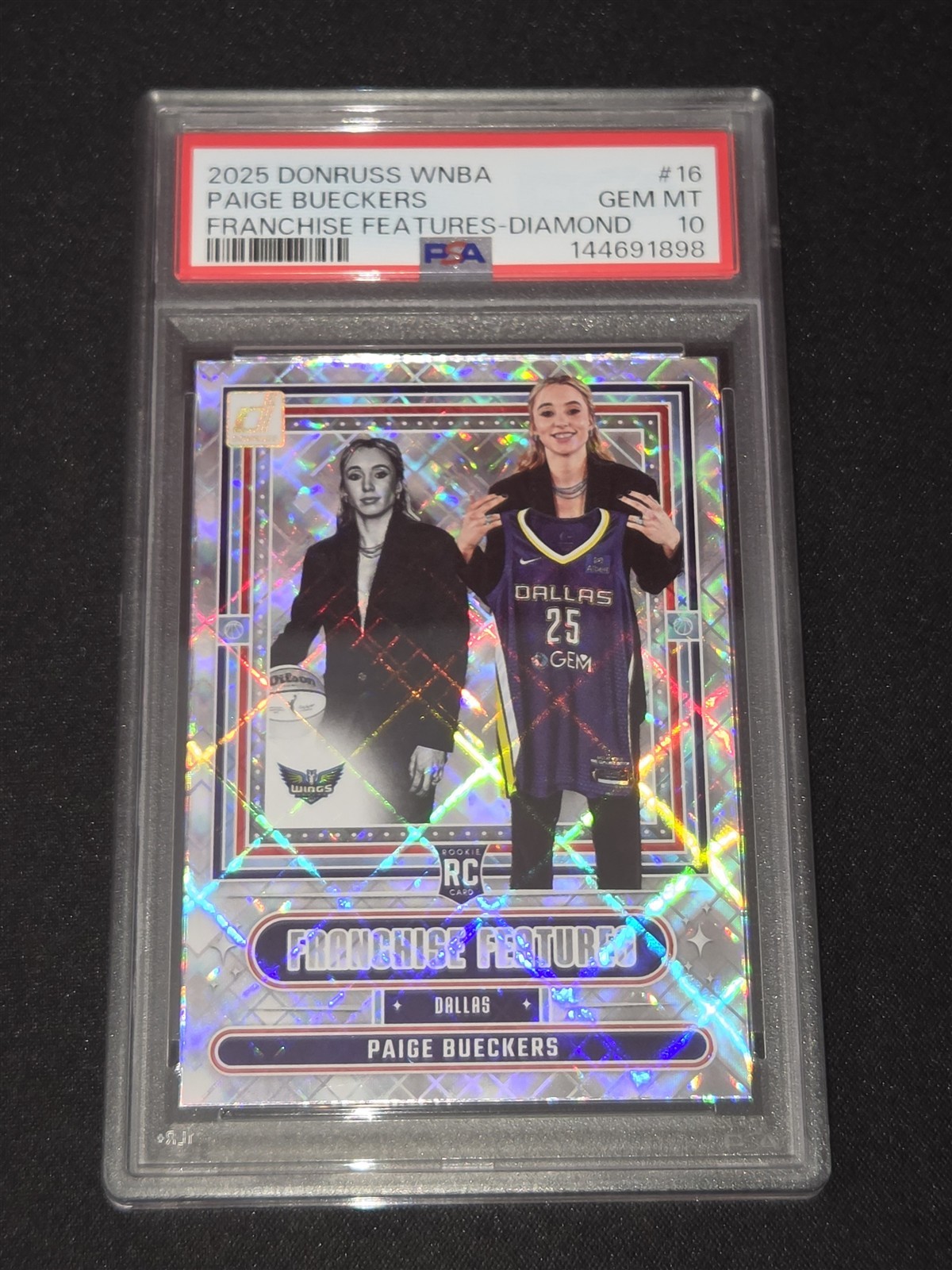 2025 Donruss WNBA Paige Bueckers Franchise Features Diamond Rookie PSA 10 #16