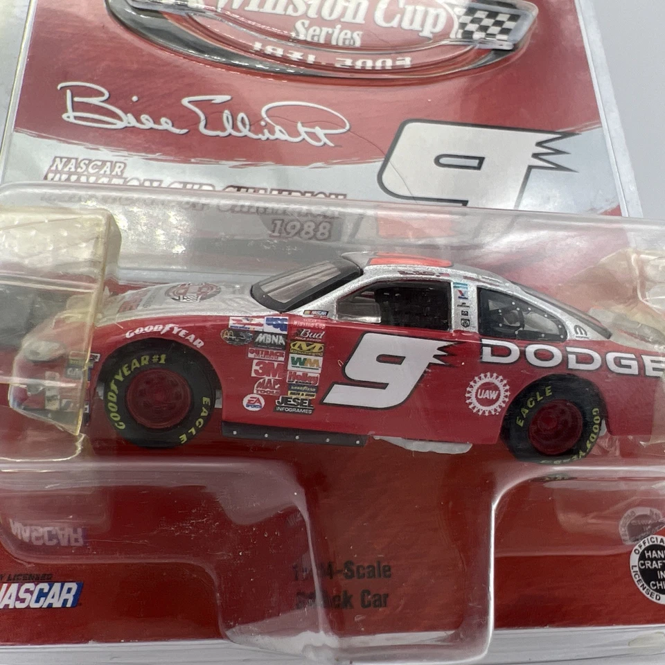 Bill Elliott #9 2003 Dodge The Victory Lap 1/64 Nascar acción diecast NUEVO Foto 2 de 4
