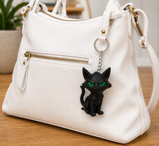 Cute Angry Cat Keychain   3D Printed Collectible with Green Eyes