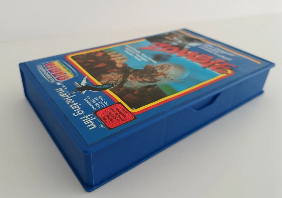 ZOMBIE Original VHS Marketing Film Video Hartbox VV-3015 Dawn of the dead V2000 - Bild 3 von 4