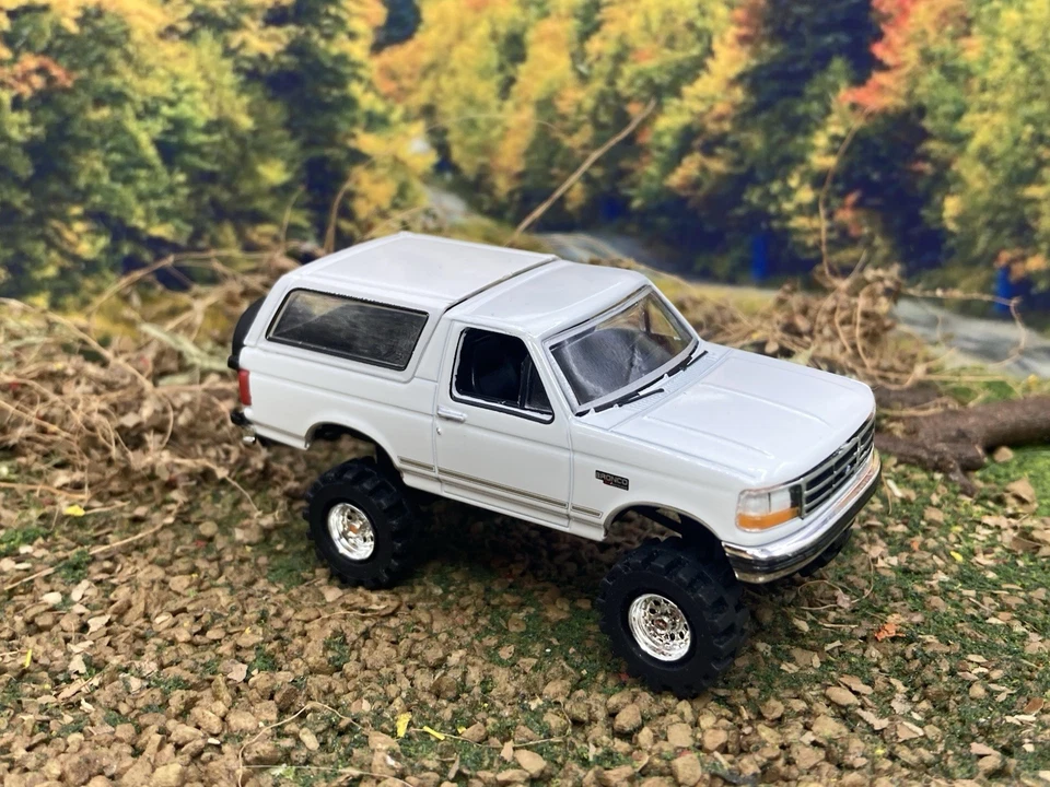 1993 Ford Bronco поднятый грузовик 4x4 1/64 литой на заказ внедорожник полный привод Greenlight - Изображение 3 из 4