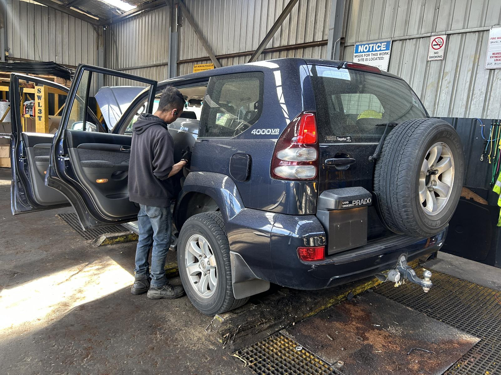 Toyota Prado Left Front Wheel Arch Flare GRJ120 02/2003-10/2009 - thumbnail 6