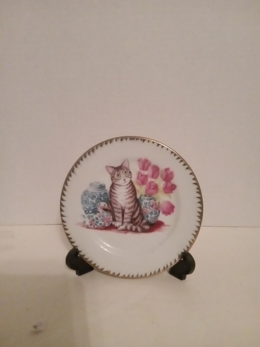 ピッピ　猫とお花のプレート cat print pn plate with vases and flowers has its own stand | eBay