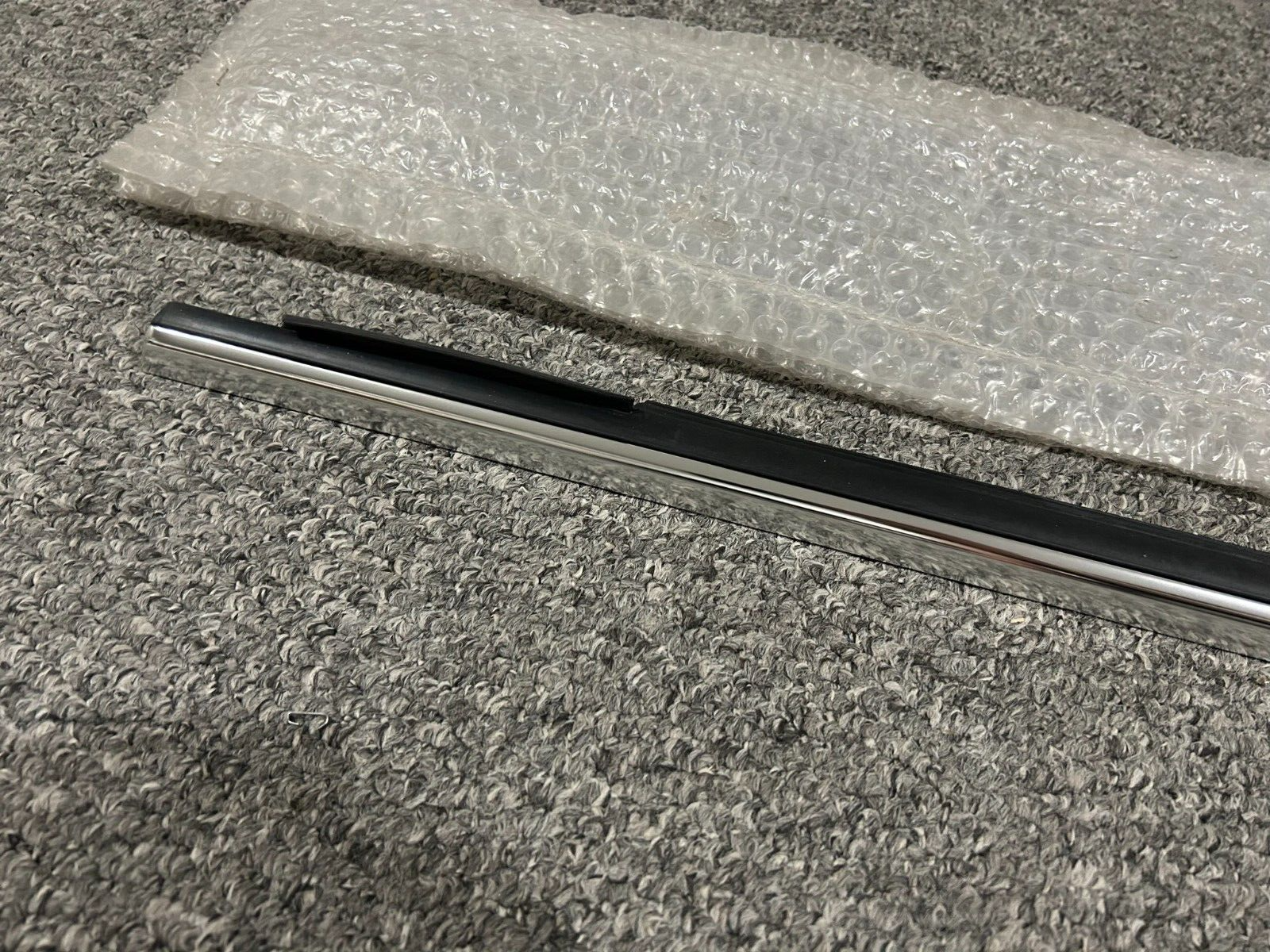 Genuine Ford Kuga Mk1 N/s Outer Front Door Weatherstrip Seal 