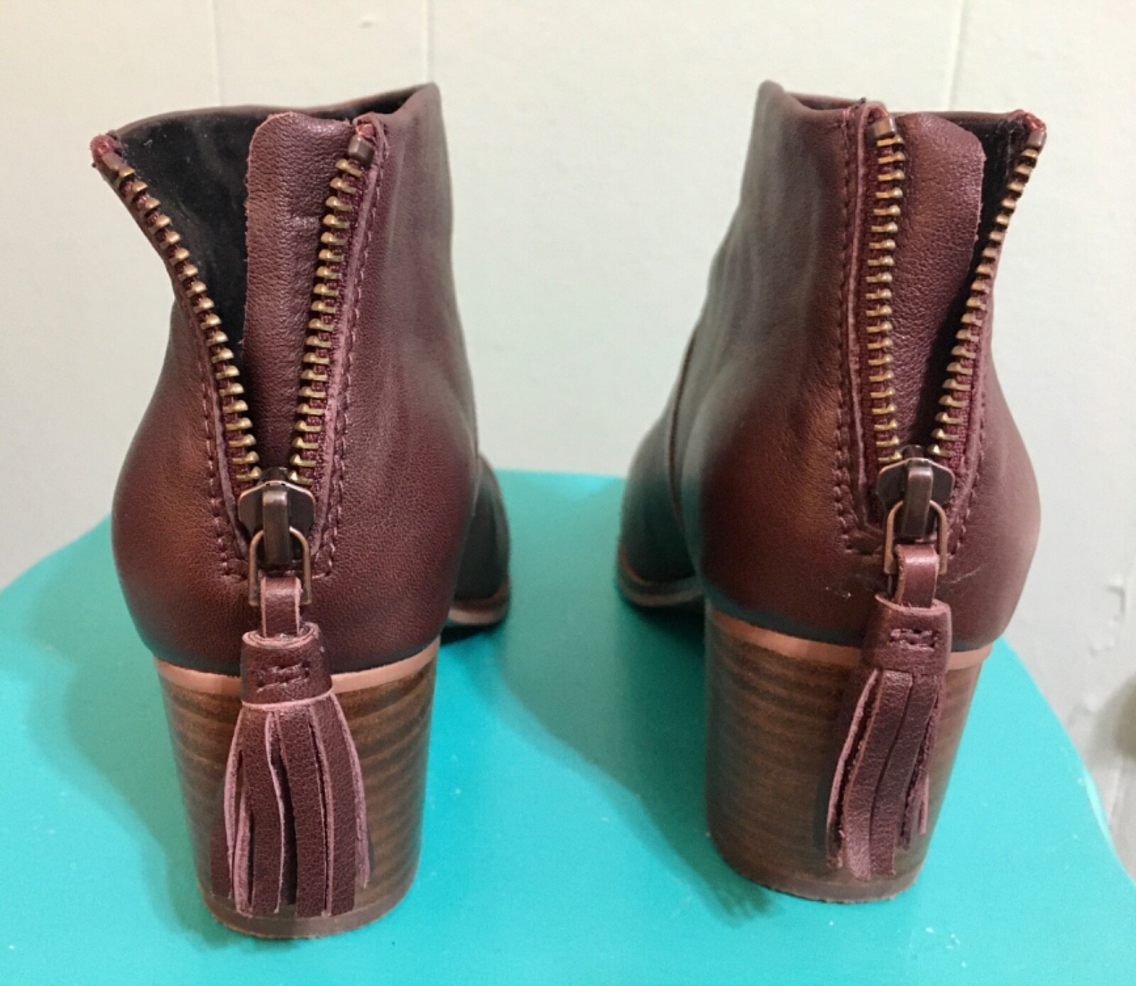 toms leila black leather