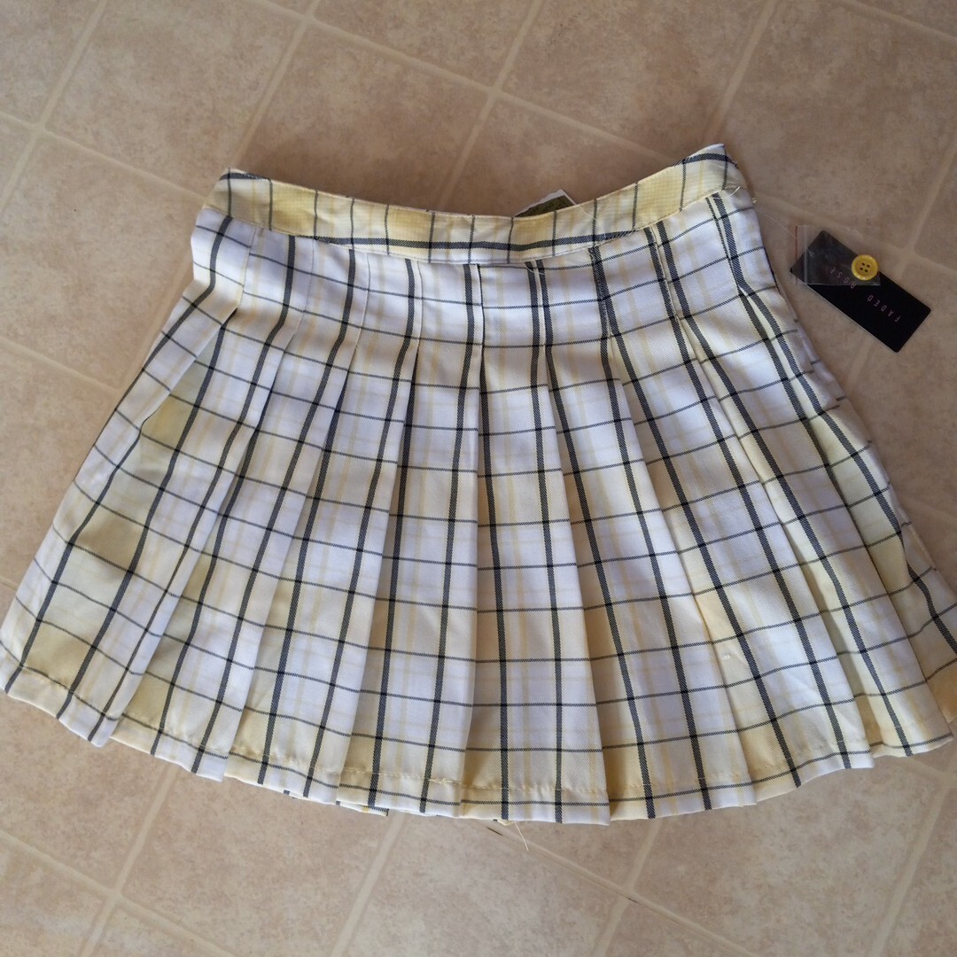 Faded Rose Yellow Plaid Pleated Short Skirt Size Large Side Zip Waist 30 New