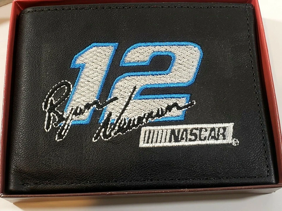 Cartera Ryan Newman #12 NASCAR Cuero Bordado Negra Nueva Rara Construida Mejor  Foto 3 de 3