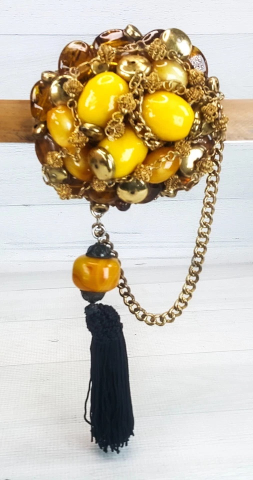 Hebilla de cinturón adornada hecha a mano de artista vintage metal dorado amarillo ámbar con borla Foto 2 de 4