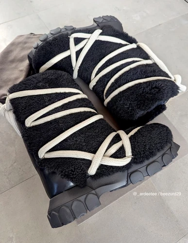 RICK OWENS LUNAR TRACTOR JUMBO LACE LAMB SHEARLING BOOTS FW22 BLACK, 42