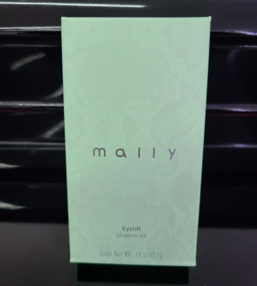 Mally Eyelifts Shadow Palette Kit Darker and Lighter Taupe - Image 3 of 4