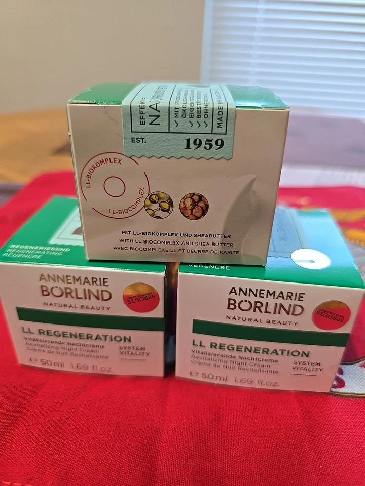 CREMA DE DÍA REVITALIZANTE ANNEMARIE BORLIND. 1,69 floz/50 ml Hecho en Alemania Foto 3 de 4