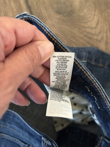 Lucky Brand The Bermuda Blue Denim Jean Shorts Women's Size 6 Mid Rise - Picture 4 of 6
