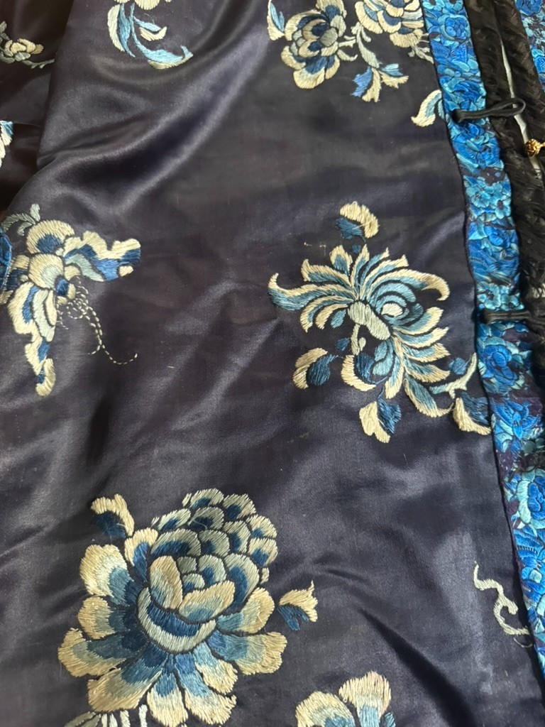 Picture 4 of 11