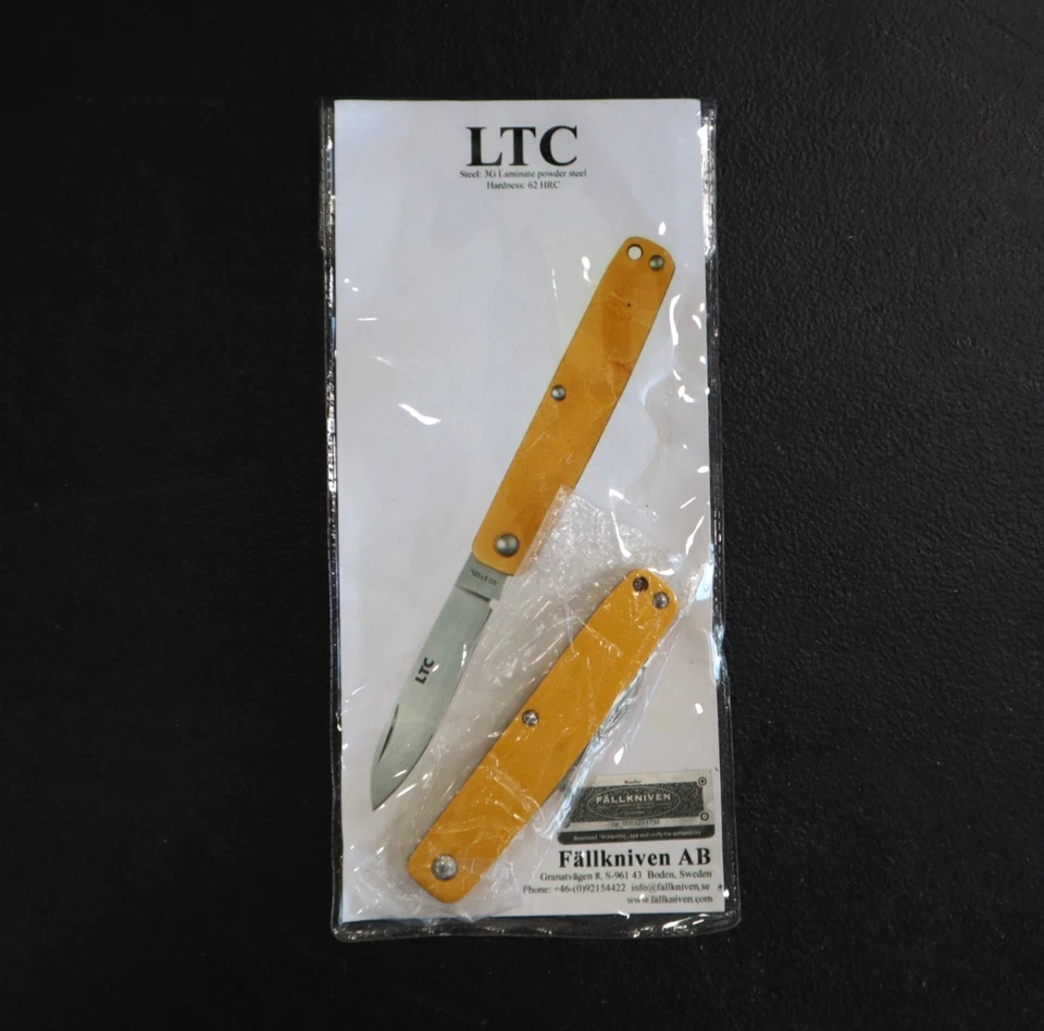 Navaja de bolsillo Fallkniven LTC (2,25" satinada) - naranja (LTCor) - NUEVA, abierta Foto 2 de 4