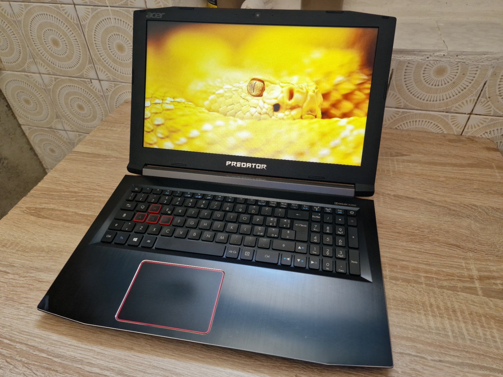 Acer Predator G3-572 (GTX 1060 6GB, 32GB RAM, 512GB SSD, i7-7700HQ, 15" FHD)