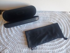 Oakley Sunglasses Eyeglasses Black Clamshell Hard Case and Microfiber Sleeve