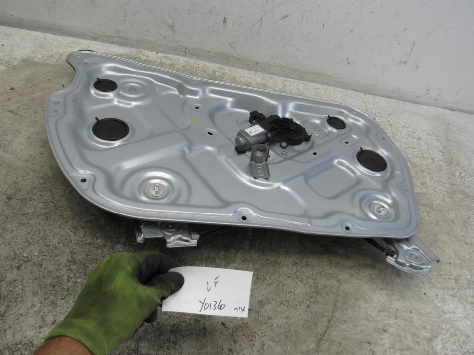 2009 2016 Hyundai Genesis coupe left driver door power window regulator motor OE Foto 2 de 4